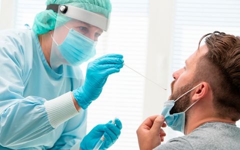 Covid in Liguria, 490 nuovi casi e lieve incremento di ospedalizzati e terapie intensive