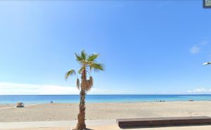 Camporosso, ha un malore mentre nuota: muore l'ex sindaco di Dolceacqua