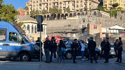 Genova, pacco sospetto davanti Palazzo del Principe, intervengono polizia e vigili del fuoco
