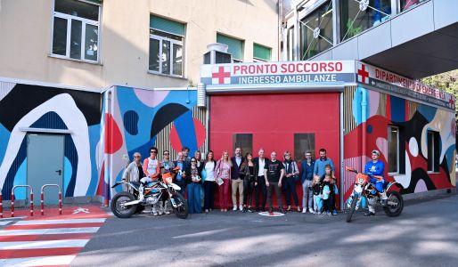 Genova, nuovi murales all'ospedale Gaslini con gli artisti Speedy Graphito e Lady M