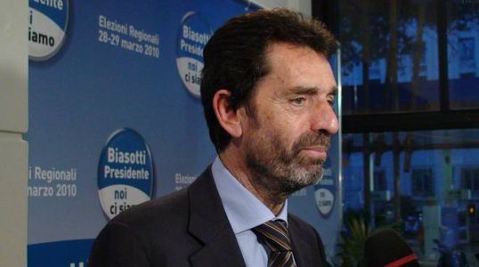 Elezioni, Biasotti ammette la sconfitta: "Risultato inaspettato, già fatti i complimenti a Luca Pastorino"