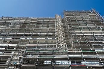 Casarza Ligure, imprenditore compra ponteggi online e il venditore sparisce dopo il bonifico: quattro denunciati