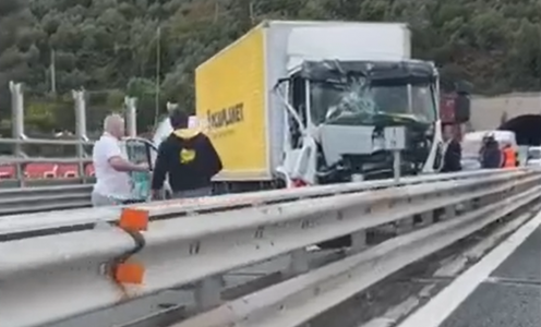 Genova, tamponamento sulla A12, traffico bloccato in mattinata tra Genova Est e Genova Nervi