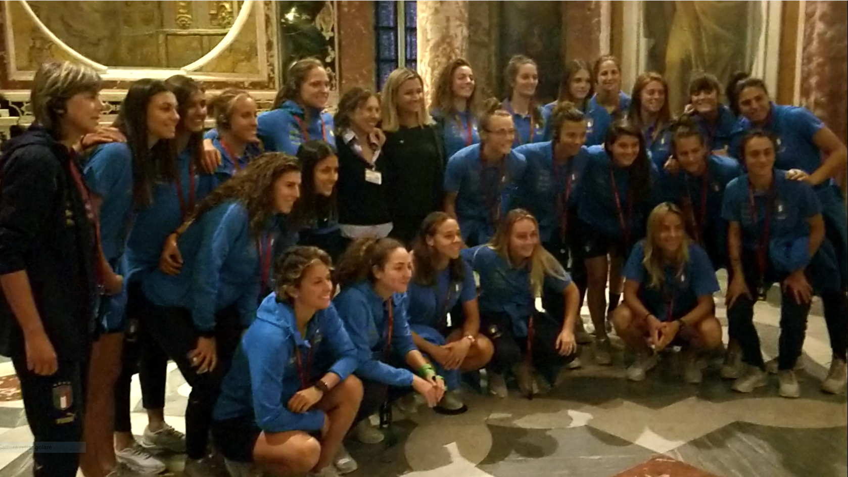Genova, la Nazionale di calcio femminile visita la mostra di Rubens a Palazzo Ducale 