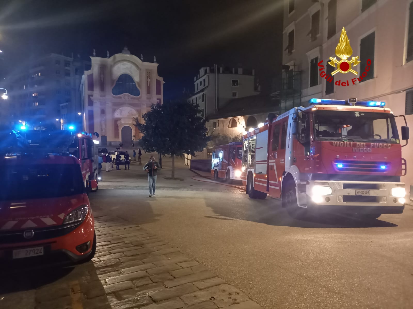 Genova, dimentica la pentola sul fornello: a fuoco la casa