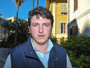 Caravonica (Imperia), sindaco insultato perché evocò Hitler su Fb: il gip propone l'accordo