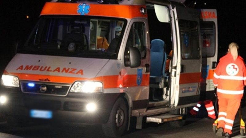 Sestri Levante, si schianta con lo scooter contro un bus: ferito un portapizze 40enne