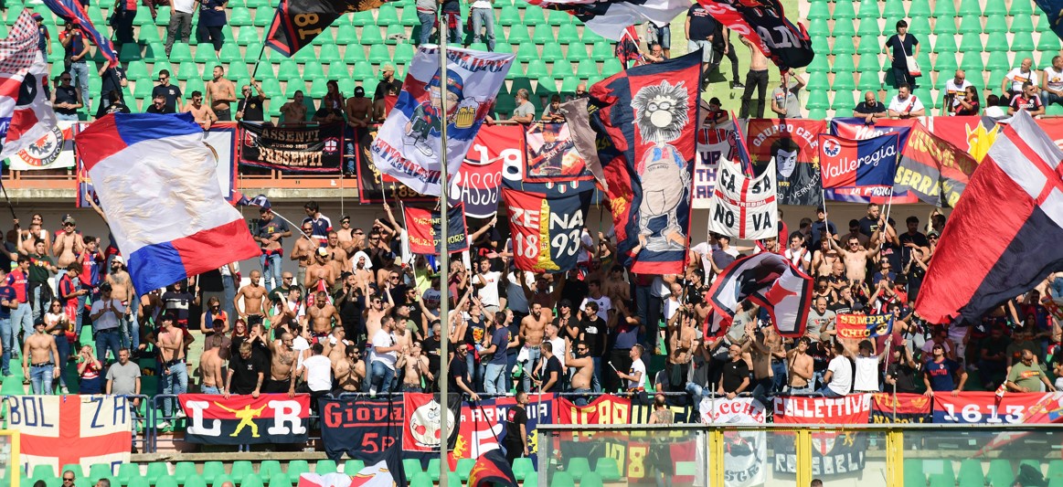 Genoa, la rabbia dei tifosi contro Sansa che critica la Regione sponsor. E la Lista Toti attacca: "Centrosinistra contro tutti"