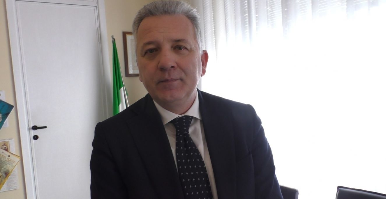 La Spezia, no del sindaco Peracchini ad autobotti con gas Gnl in banchina 