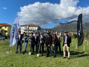 Borghetto Santo Spirito, Arca Fondi e Banca Carige piantano 750 alberi