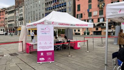 Lotta ai tumori, si chiude a Genova la "Carovana della prevenzione" di Komen e promossa da Aspi