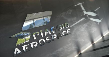 Piaggio Aero: il Consiglio regionale chiede un tavolo al Mise 