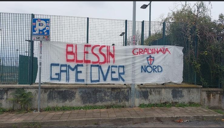 Genoa, striscione della Gradinata Nord: "Blessin Game Over"