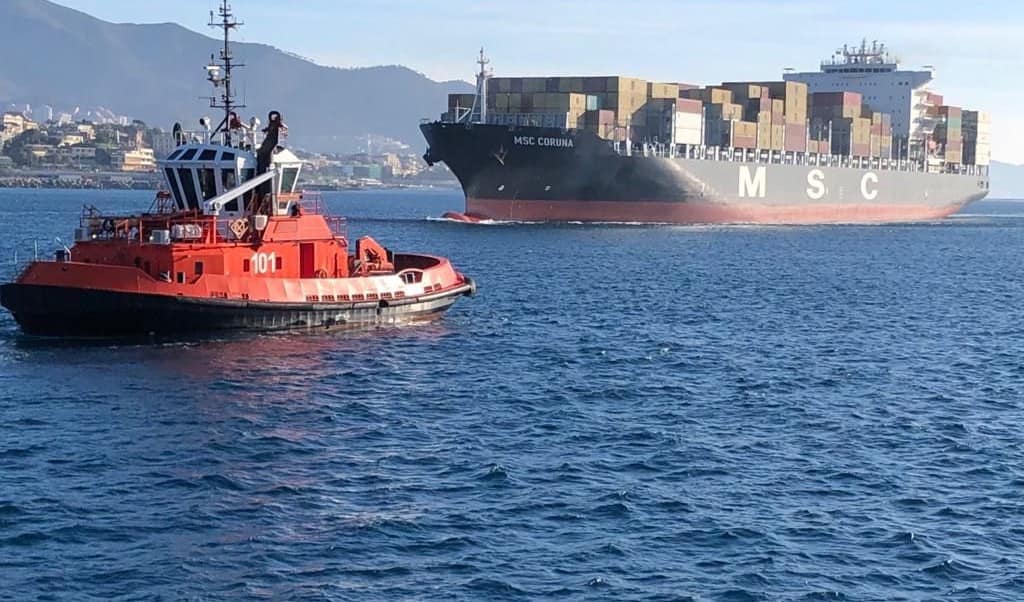 Genova, in porto per la prima volta una portacontainer da 6mila Teus larga 40 metri