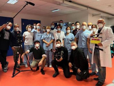 Genova, l'ospedale San Martino protagonista di un documentario in lingua inglese sulla gestione del covid