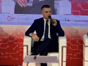 Ex Ilva, Rixi: "Giusto ripensare l'accordo sulle aree di Cornigliano"