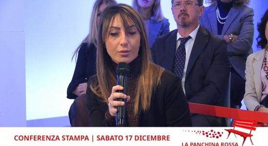 "La panchina Rossa", la nuova iniziativa di Telenord. Corso: "Segnale importante, l'obiettivo è di non limitarsi a questo periodo"
