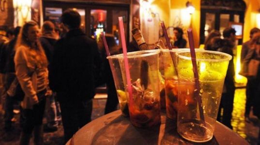 Genova, prorogata fino al 2 luglio la norma anti-alcol
