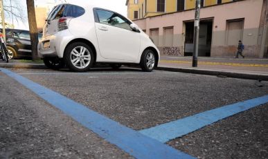 Saldi a Genova, parcheggi Blu Area e Isola Azzurra gratuiti per due week-end a partire dal 5 gennaio