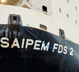 Genova, principio d'incendio in un cantiere navale nella notte