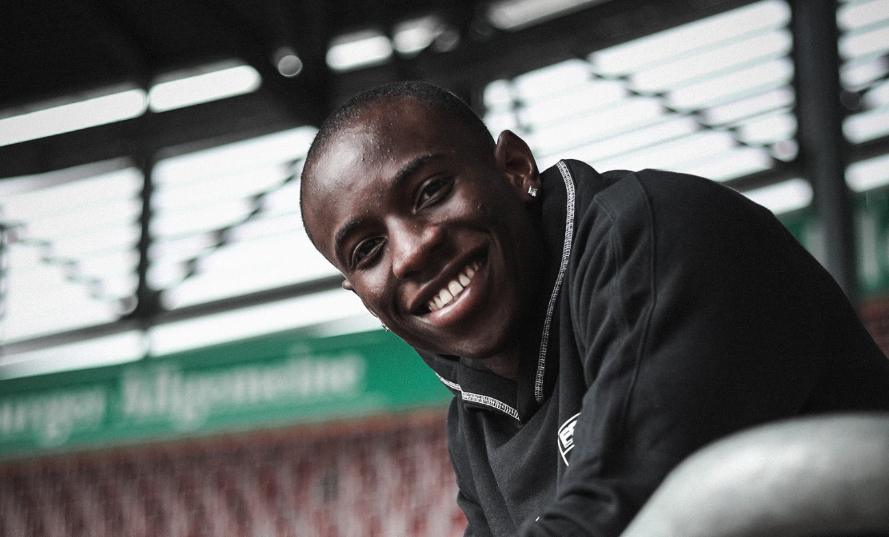 Genoa, ora è ufficiale: Yeboah all'Augsburg in prestito con diritto di riscatto