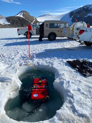 Genova, il veicolo robotico "Proteus" testato in Antartide. E' stato realizzato dall'INM del Consiglio nazionale delle ricerche