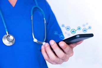 PrenotoSalute festeggia i sei mesi di vita con quasi 100mila prenotazioni: donne e 60enni i maggiori utilizzatori