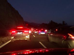 Autostrade, domenica bestiale in Liguria: code verso Genova, si procede a passo d'uomo