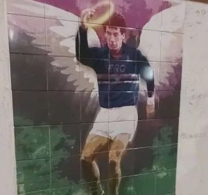 Sampdoria, lo street artist Tiler dedica un'opera d'arte a Gianluca Vialli fuori dallo stadio Ferraris