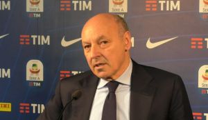 Genova, l'ad dell'Inter Marotta fa visita al bimbo ferito a Ventimiglia: maglia, sciarpa e un invito allo stadio quando sarà dimesso