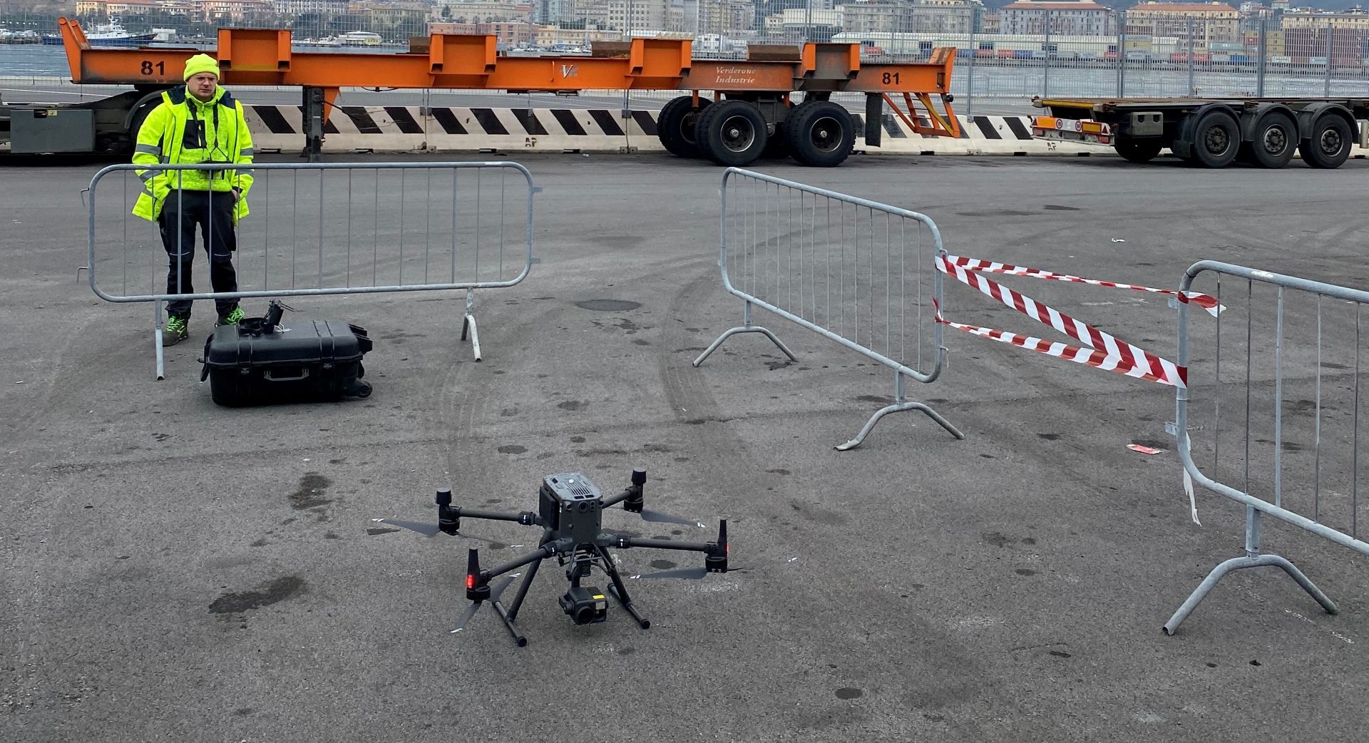 Monitoraggio sulla sicurezza, due giorni di prove coi droni nel porto della Spezia