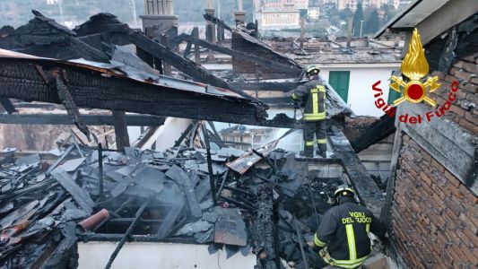 Genova, il comune metterà a disposizione alloggi per gli sfollati dopo l'incendio in via Piacenza