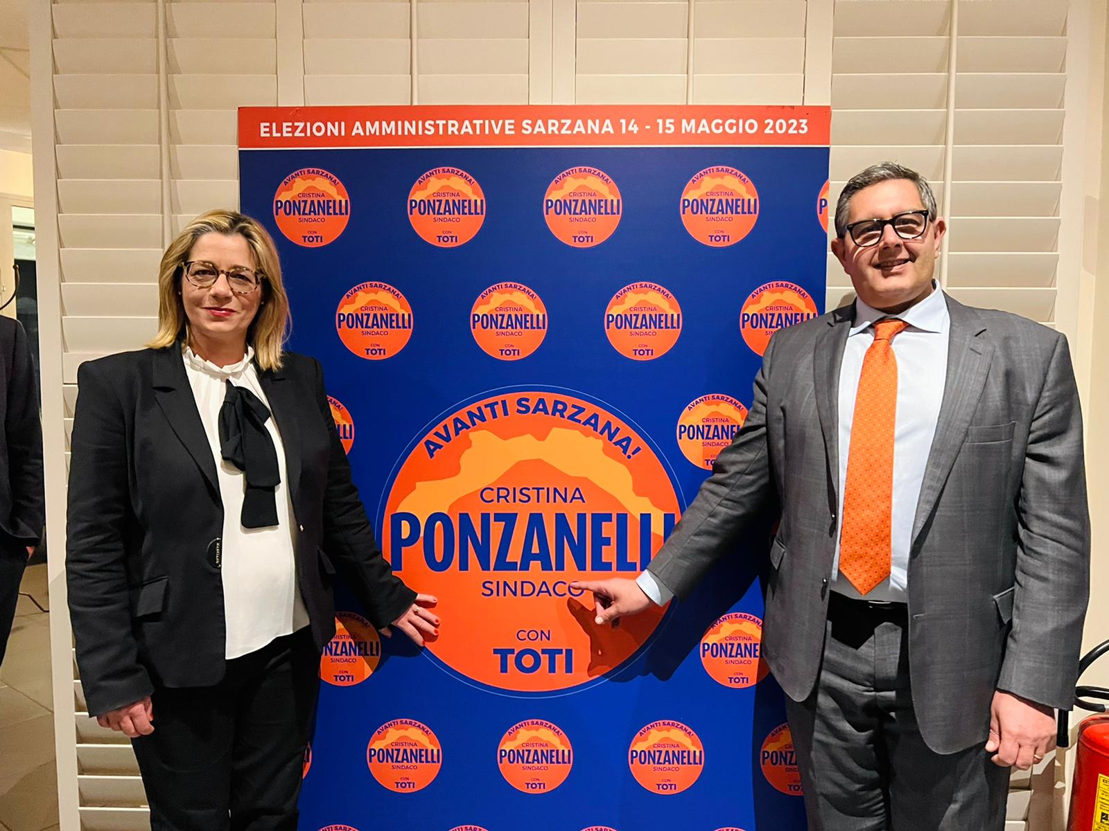 Sarzana, Toti a sostegno della ricandidatura della sindaca Ponzanelli: "Ha cambiato il volto della città" 