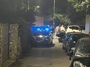 Femminicidio Scagni, la telefonata del padre alla polizia: "E se mio figlio mi taglia la gola?" 