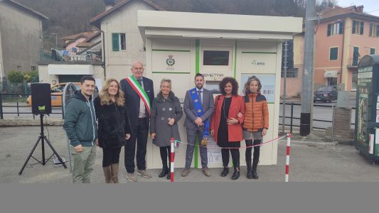 'PlastiPremia' arriva anche a Savignone: è il terzo ecocompattatore nella Valle Scrivia