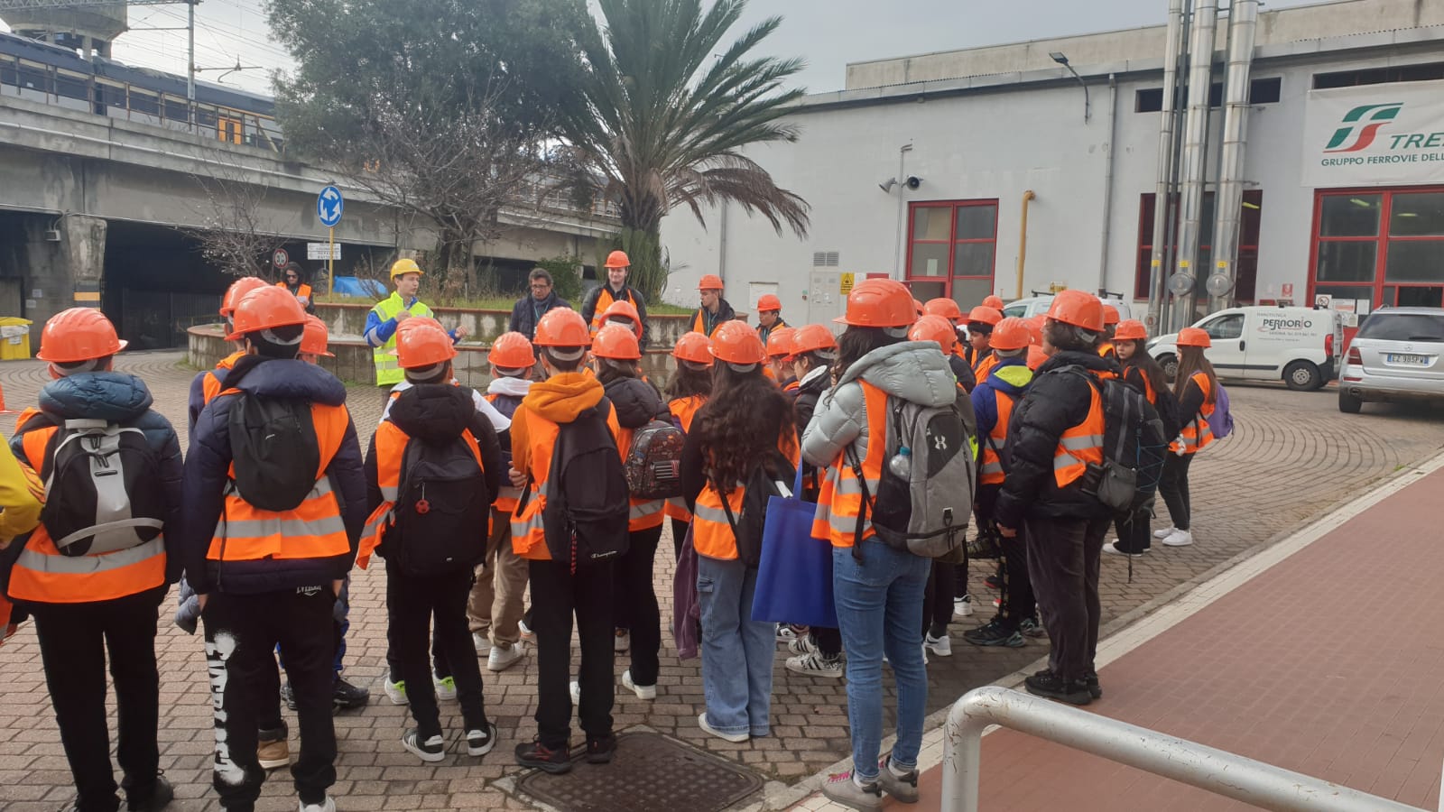 Savona, Trenitalia partecipa a "Fabbriche Aperte": 40 studenti all'impianto manutenzione corrente
