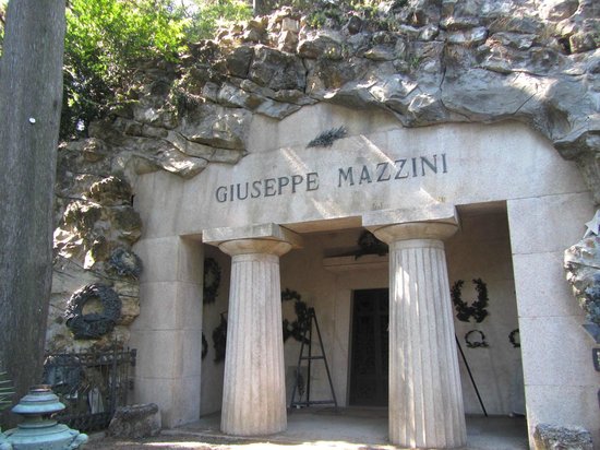 Genova, domani le celebrazioni per l'Unità d'Italia: il ministro Zangrillo con Toti e Bucci sulla tomba di Mazzini