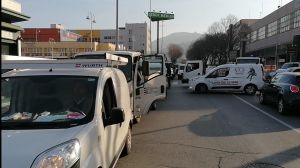 Genova, è il giorno dei cortei degli edili: traffico bloccato, manifestazione prevista in piazza De Ferrari