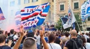 I pullman dei tifosi della Sampdoria per la trasferta di Roma