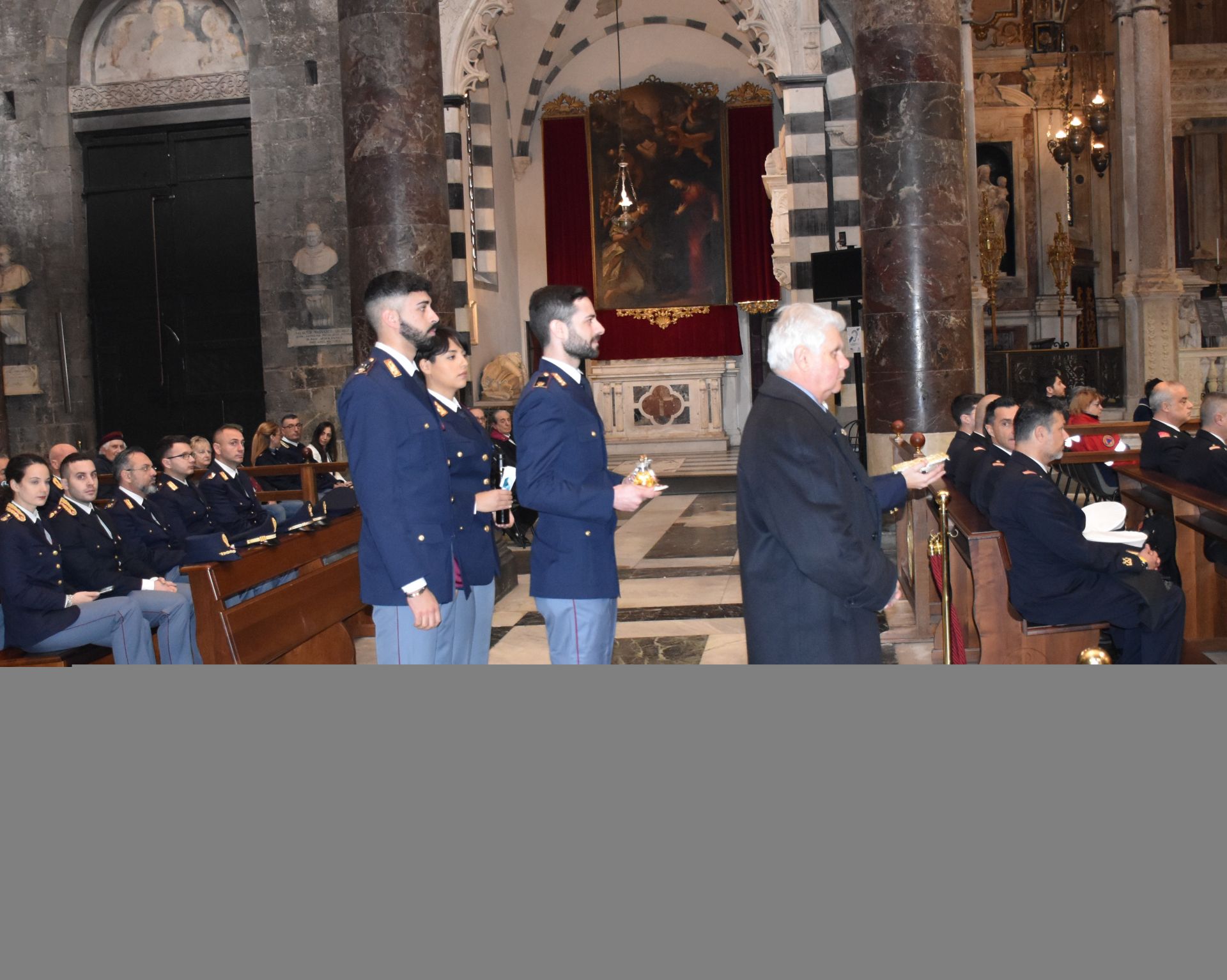 Genova, monsignor Tasca celebra il precetto pasquale per le forze armate e di polizia