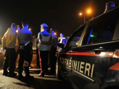 Genova, rissa tra stranieri davanti a discoteca: uomo in gravi condizioni