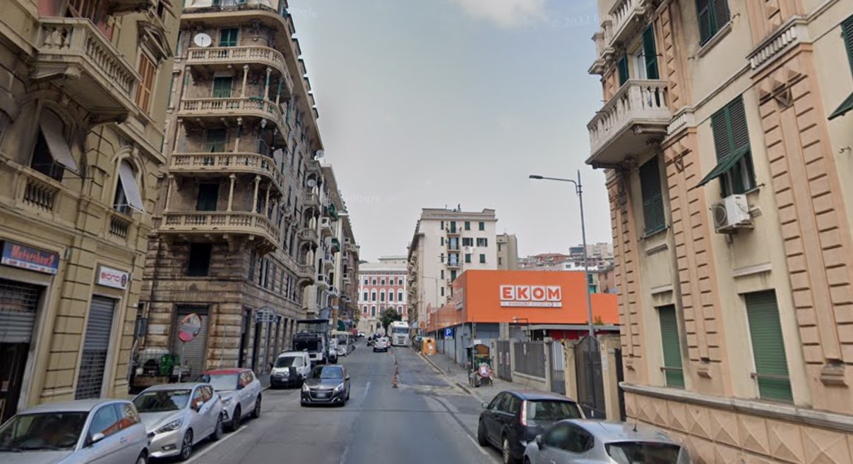 Genova, ottantenne investita a Cornigliano: è in gravi condizioni