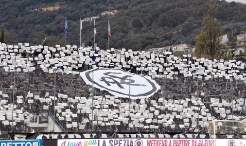 Spezia-Salernitana 1-1: Shomurodov rimedia all'autorete di Caldara e agguanta un punto prezioso