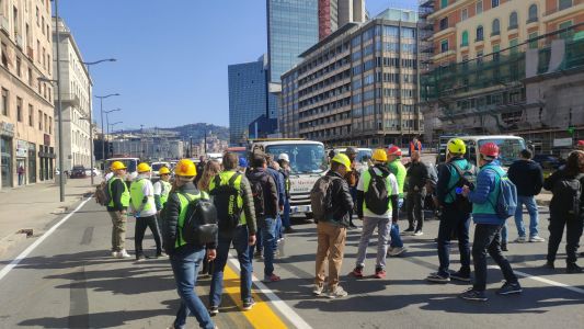 Genova, imprenditori edili ancora in piazza contro la cancellazione dei bonus