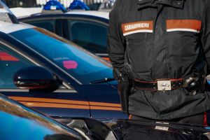 Genova, arrestato il tretaduenne ricercato per violenza alla ex compagna: Carabinieri costretti ad usare il taser