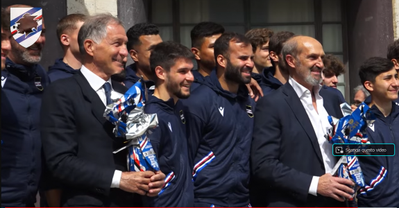 La Sampdoria in visita al Gaslini: uova, autografi e sorrisi per i piccoli ricoverati