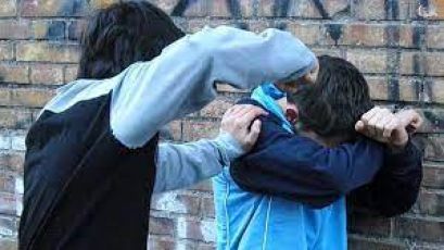 Genova, minorenne minacciato e rapinato da baby gang vicino alla Fiumara: fermati due dei quattro aggressori