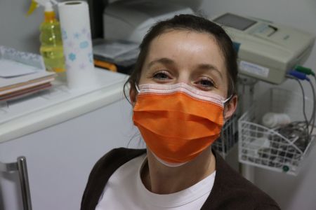 Covid, dal 1 maggio nuova ordinanza mascherine: a discrezione dei medici l'obbligo di indossarle negli ambulatori
