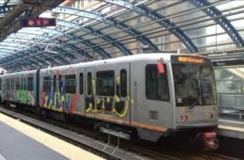 Genova, festa del 1 maggio: gli orari di autobus, metro, navebus e trenino di Casella