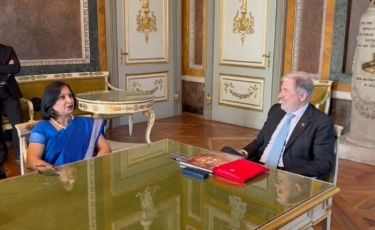 Genova, il sindaco Bucci incontra l'ambasciatrice indiana: "Le aziende genovesi una risorsa per lo sviluppo portuale dell'India"